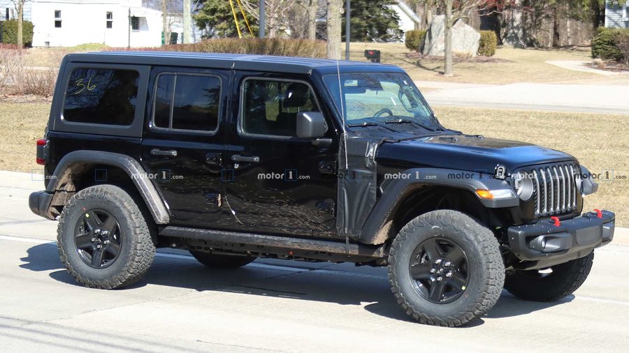 Jeep Wrangler PHEV Spied For The First Time