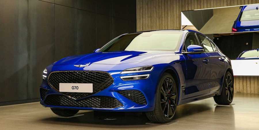 2022 Genesis G70 Shows Major Facelift In Real Images, Gains Drift Mode