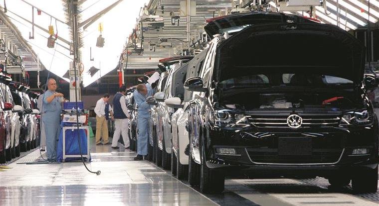 Fábrica de Palmela não deverá ser afetada pela redução de 5.000 postos de trabalho na Volkswagen