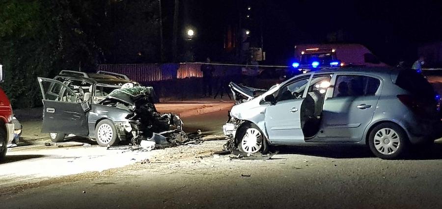 Choque frontal entre dois carros faz dois mortos na Malaposta