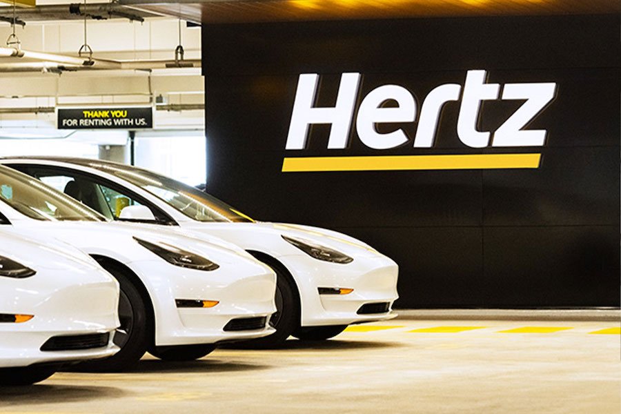Nas próximas férias já pode alugar um Tesla. Hertz reforça frota com 100 mil veículos